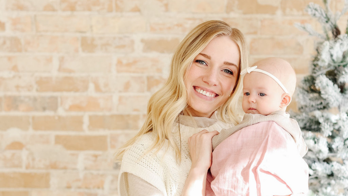 How to Stop and Enjoy the Holidays as a Young Mom