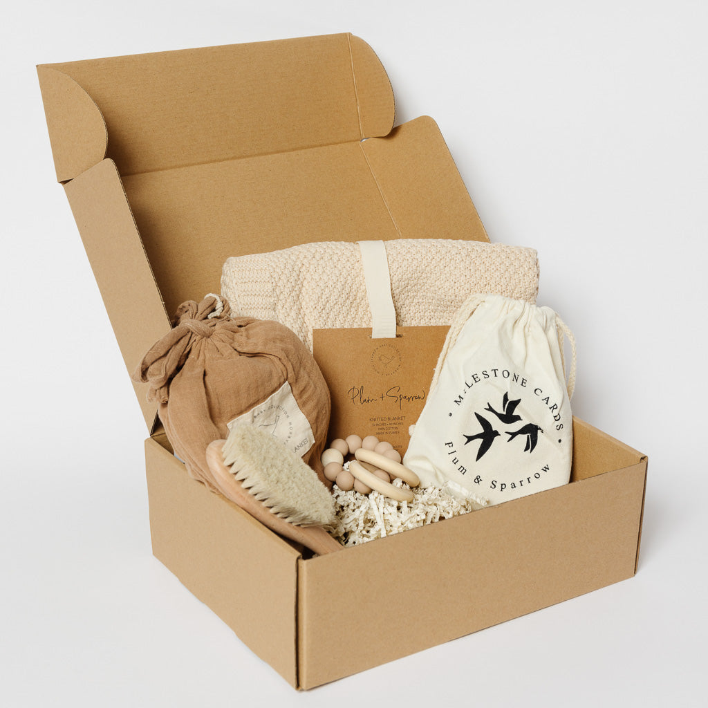 Newborn Deluxe Gift Set Macadamia
