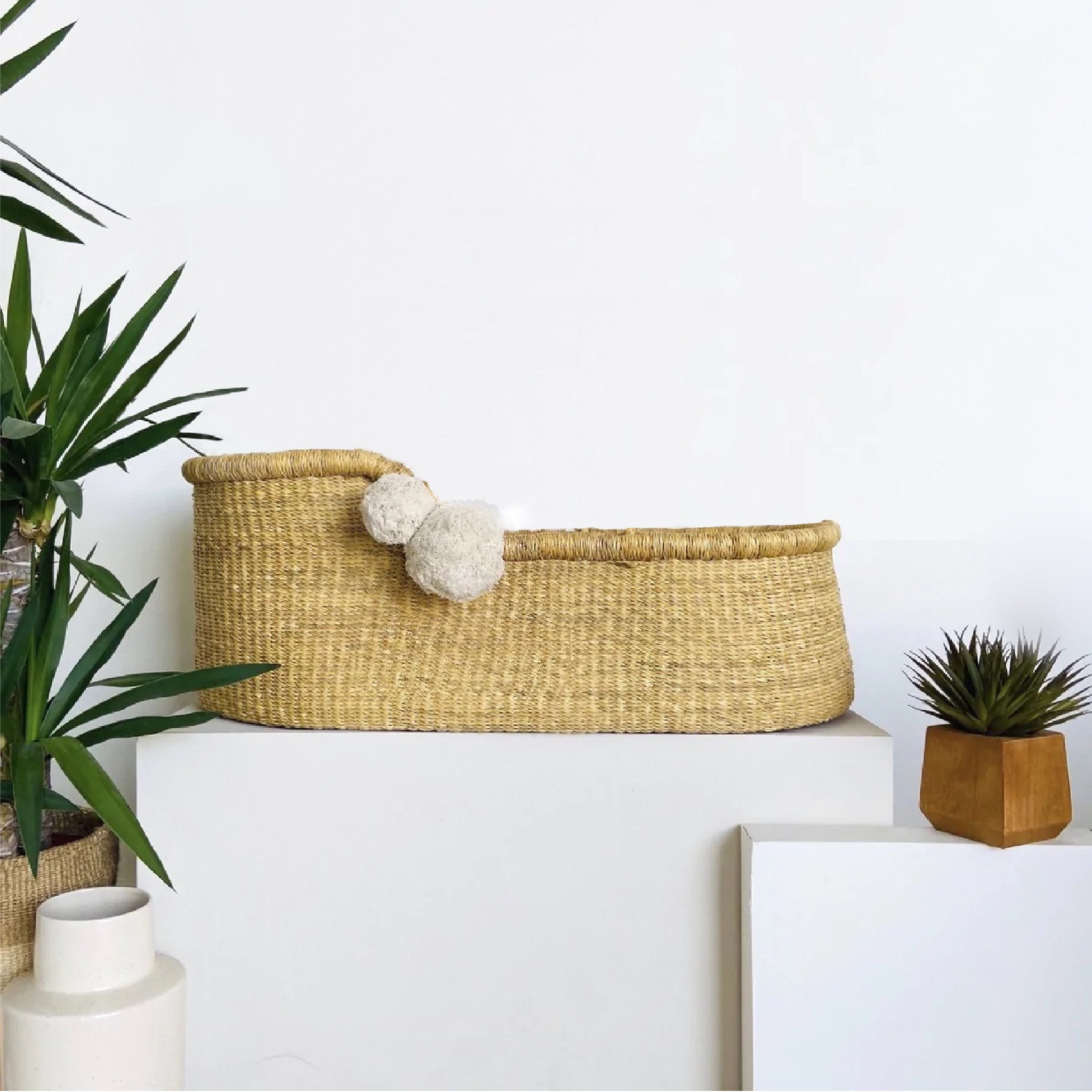 Natural Bassinet