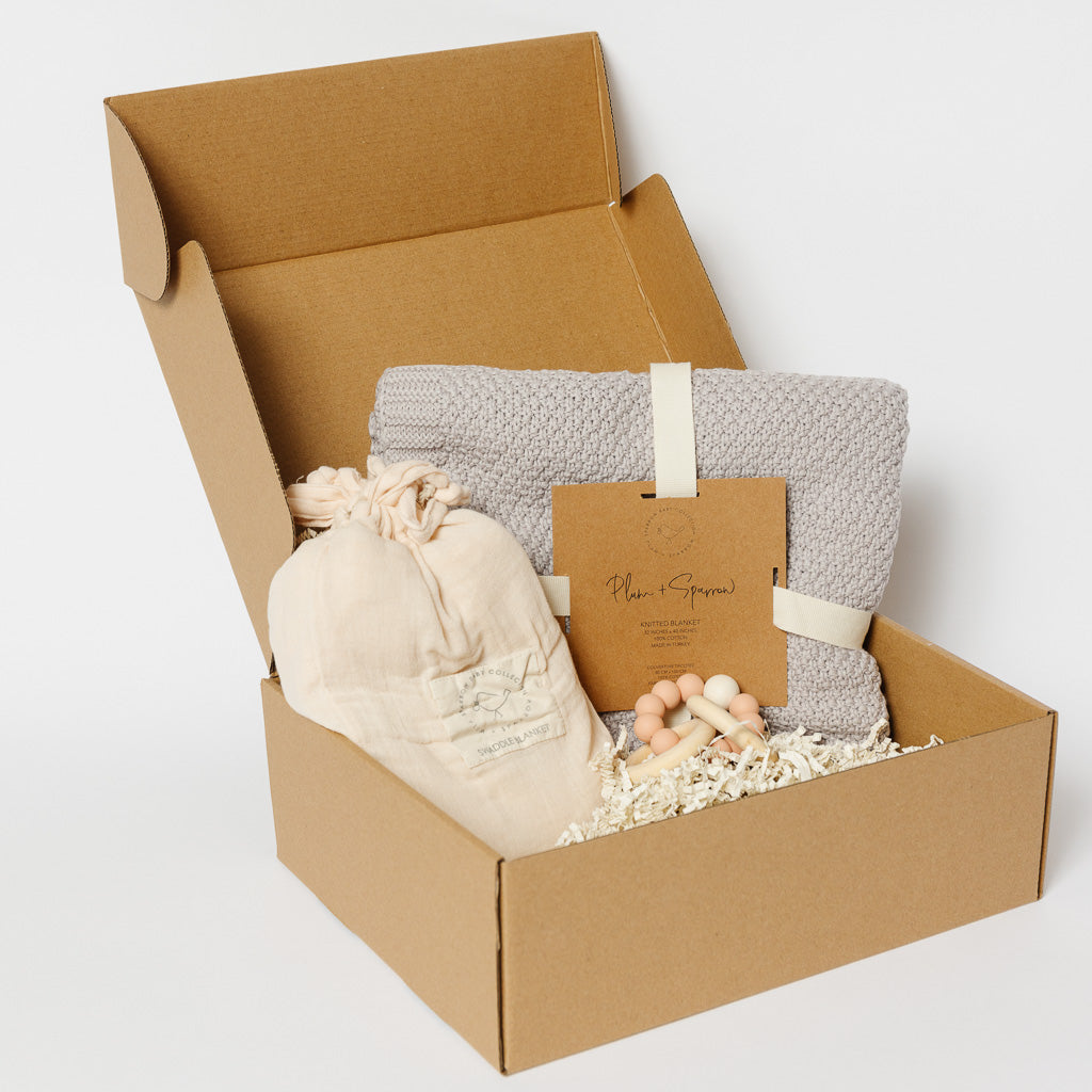 Newborn Essentials Gift Set Thistle