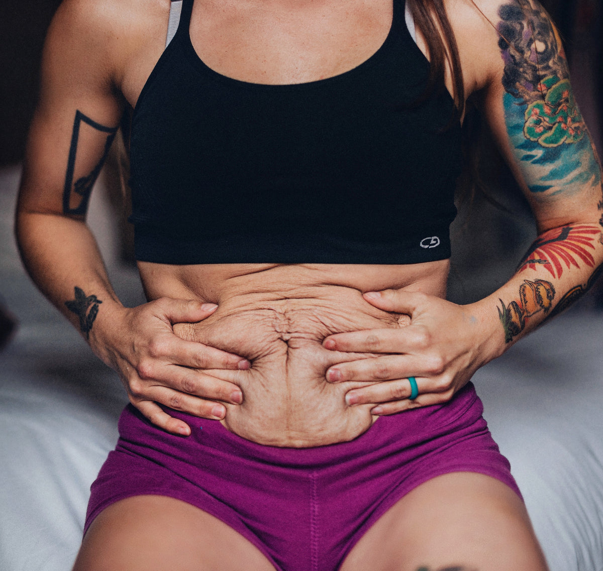 Real & Raw // "Learning to love my post partum body" by Hayley Garnett