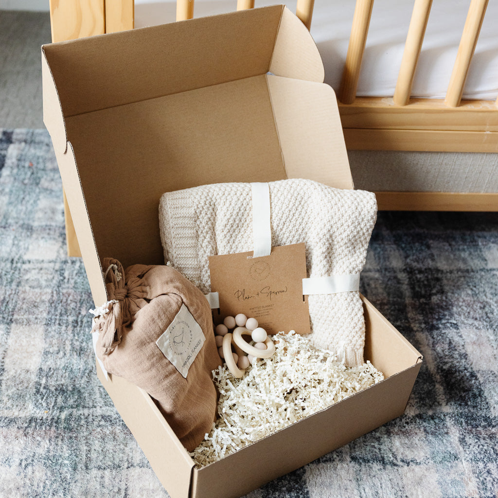 Newborn Essentials Gift Set Macadamia