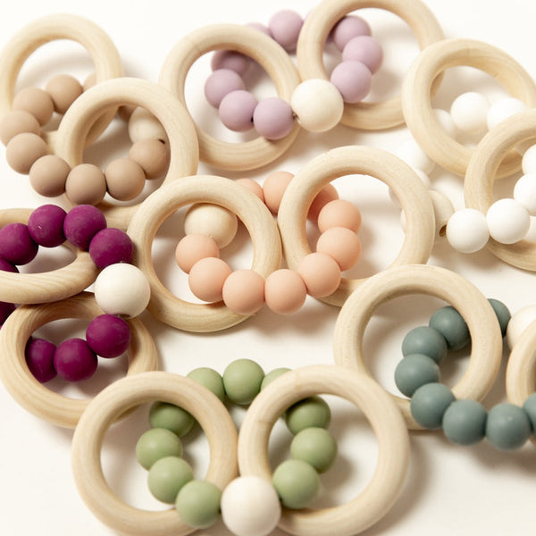 Teething Ring PeachBlossom – Plum+Sparrow