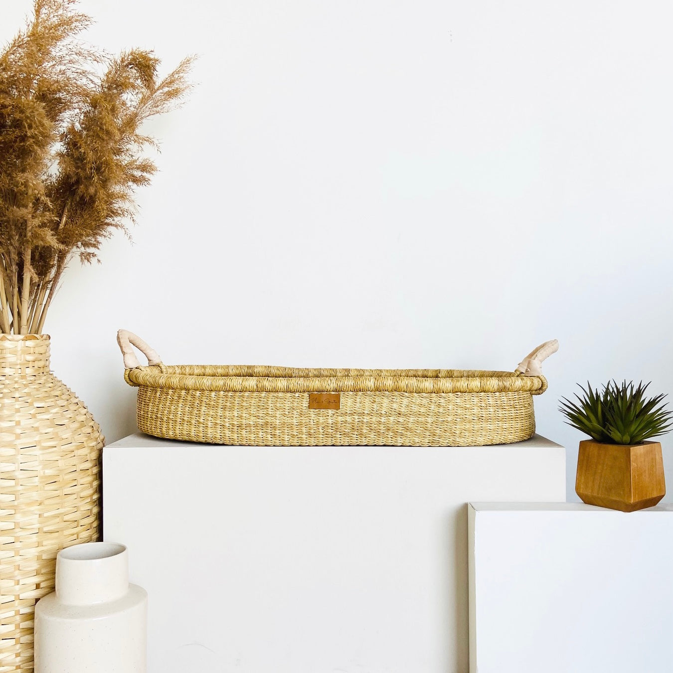 Cream Changing Basket